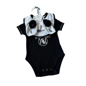 MLB Chicago White Sox 3pc Outfit Bodysuit Bib Booties Baby Baseball Sz 0-3M NWT